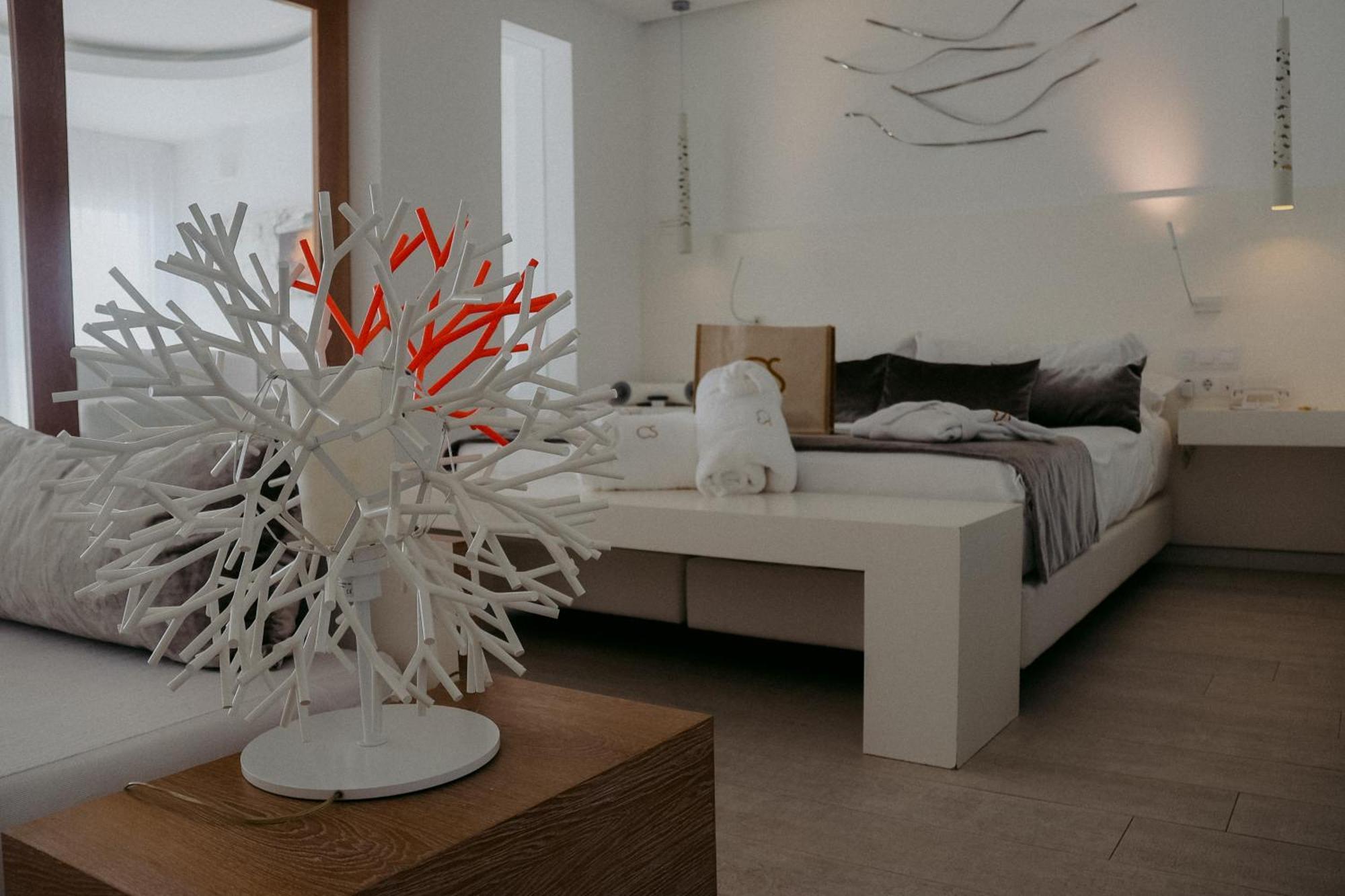 Hotel & Cala Saona