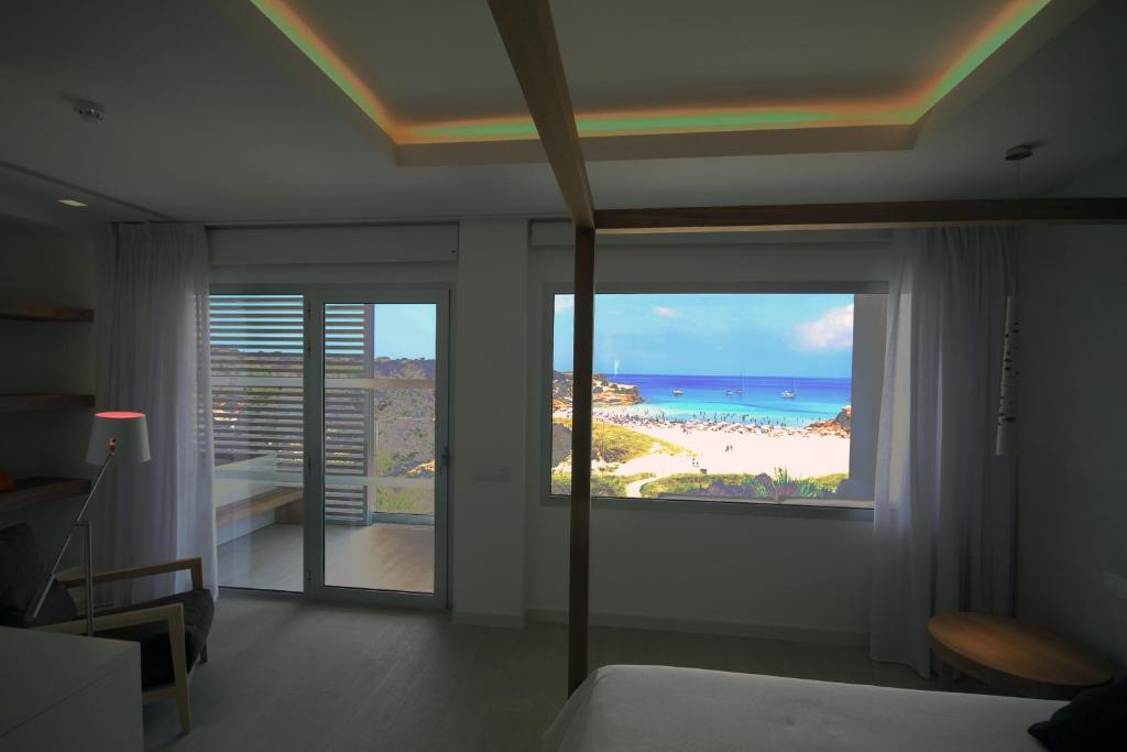 Hotel & 4*